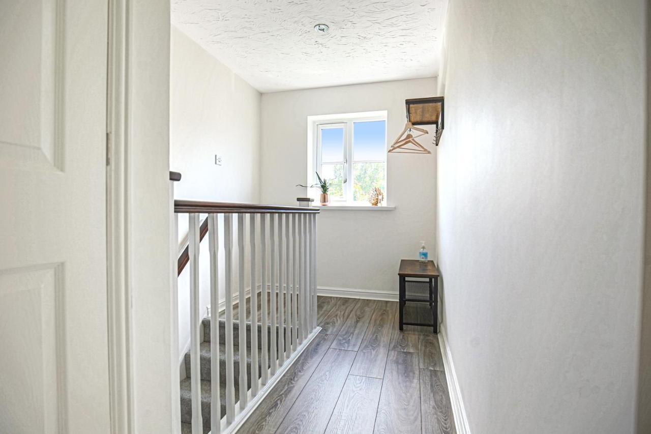 Delightful 2 Bed Apartment For Bicester Outlet Shopping By Platinum Key Properties Екстер'єр фото